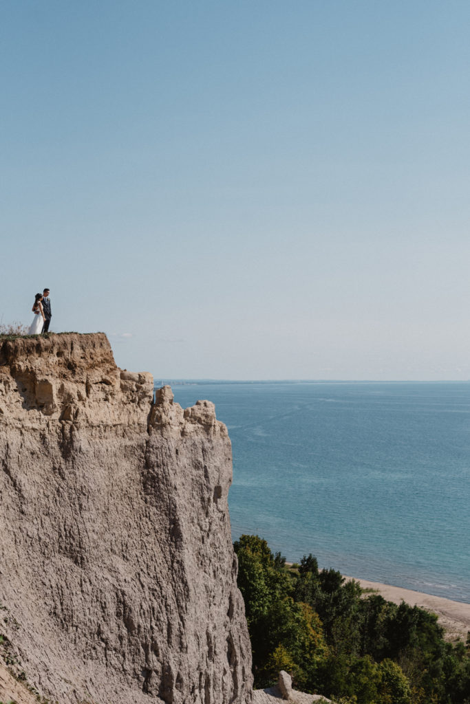 scarborough bluffs downtown toronto best wedding photographer