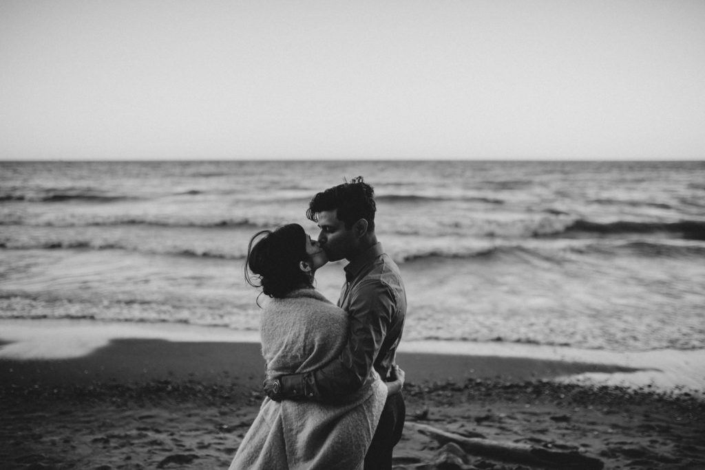 scarborough-bluffs-engagement-shoot-toronto-wedding-photographer